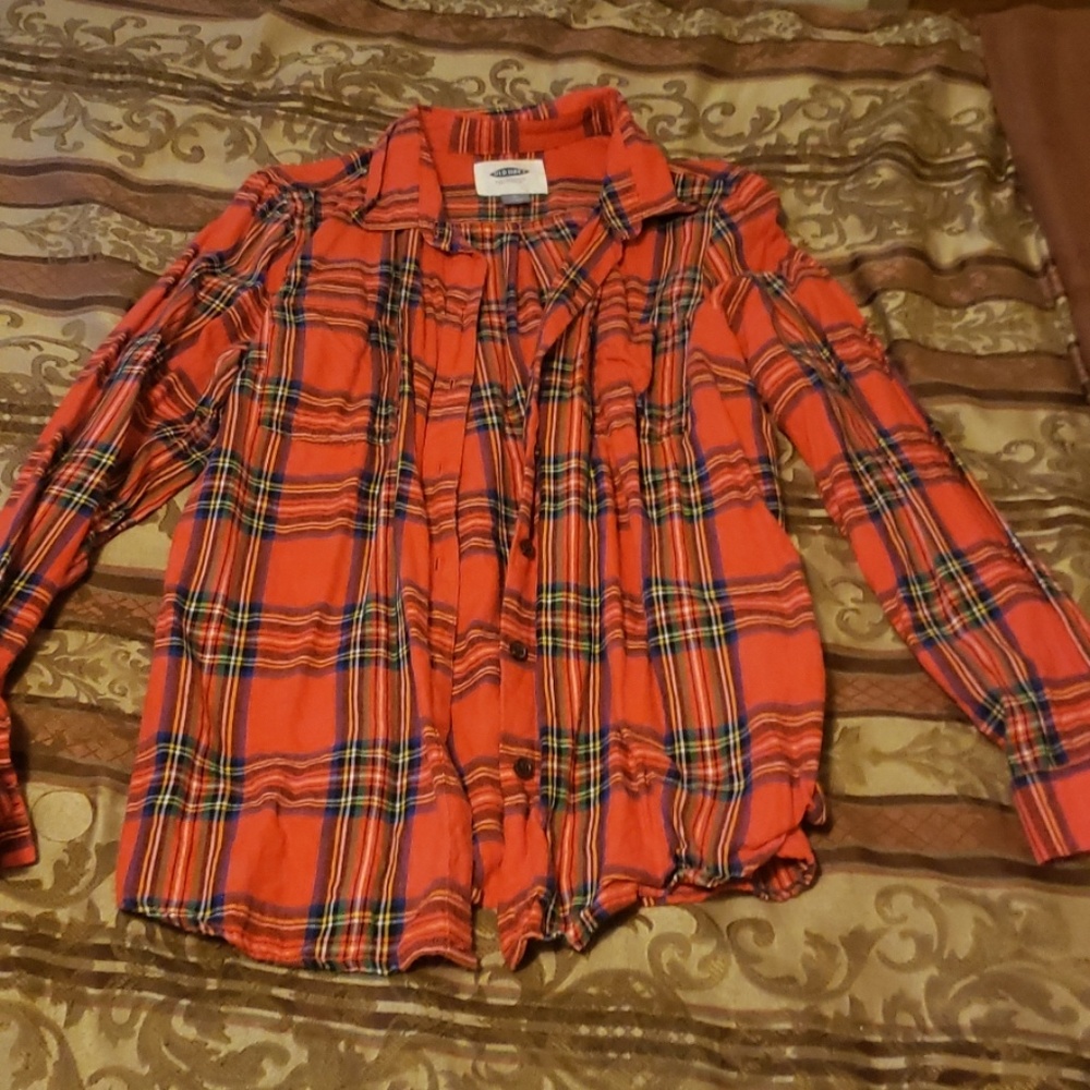 Clothes - Picture 3 of 3